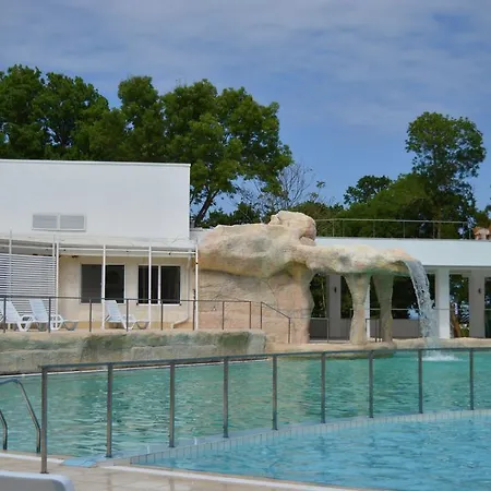 Ropotamo Parco vacanze 3*